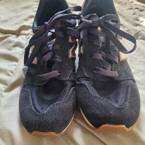 New Balance sneakers womens US size 8